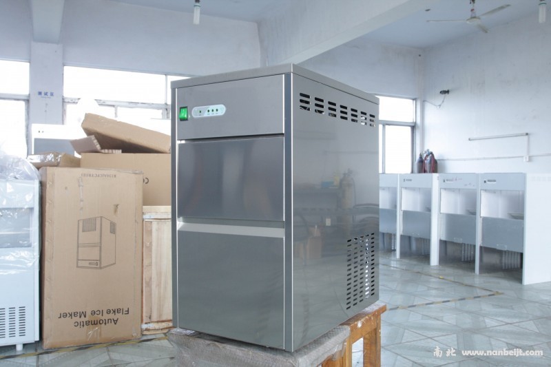 NB-XHJ-200全自動雪花制冰機