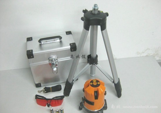 F-8D紅外線測平儀