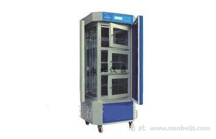 FPG3-300BY-18三溫區光照培養箱