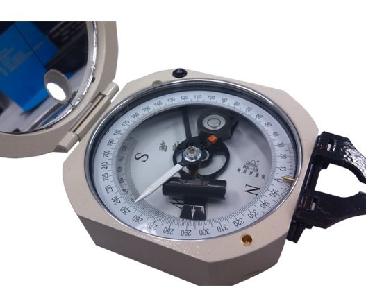 DQL-3型地質羅盤儀